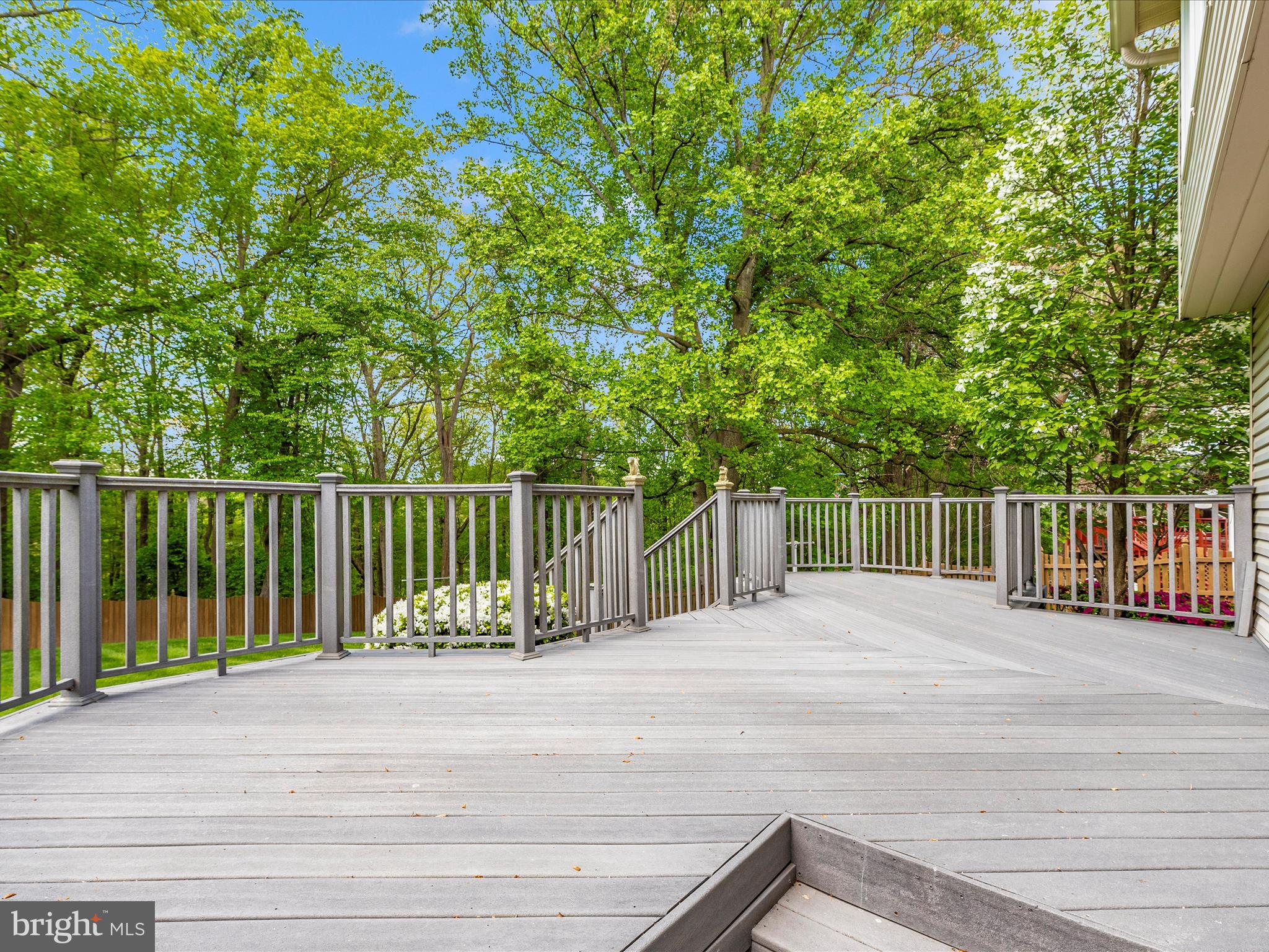 CHESTNUT FARMS - Residential