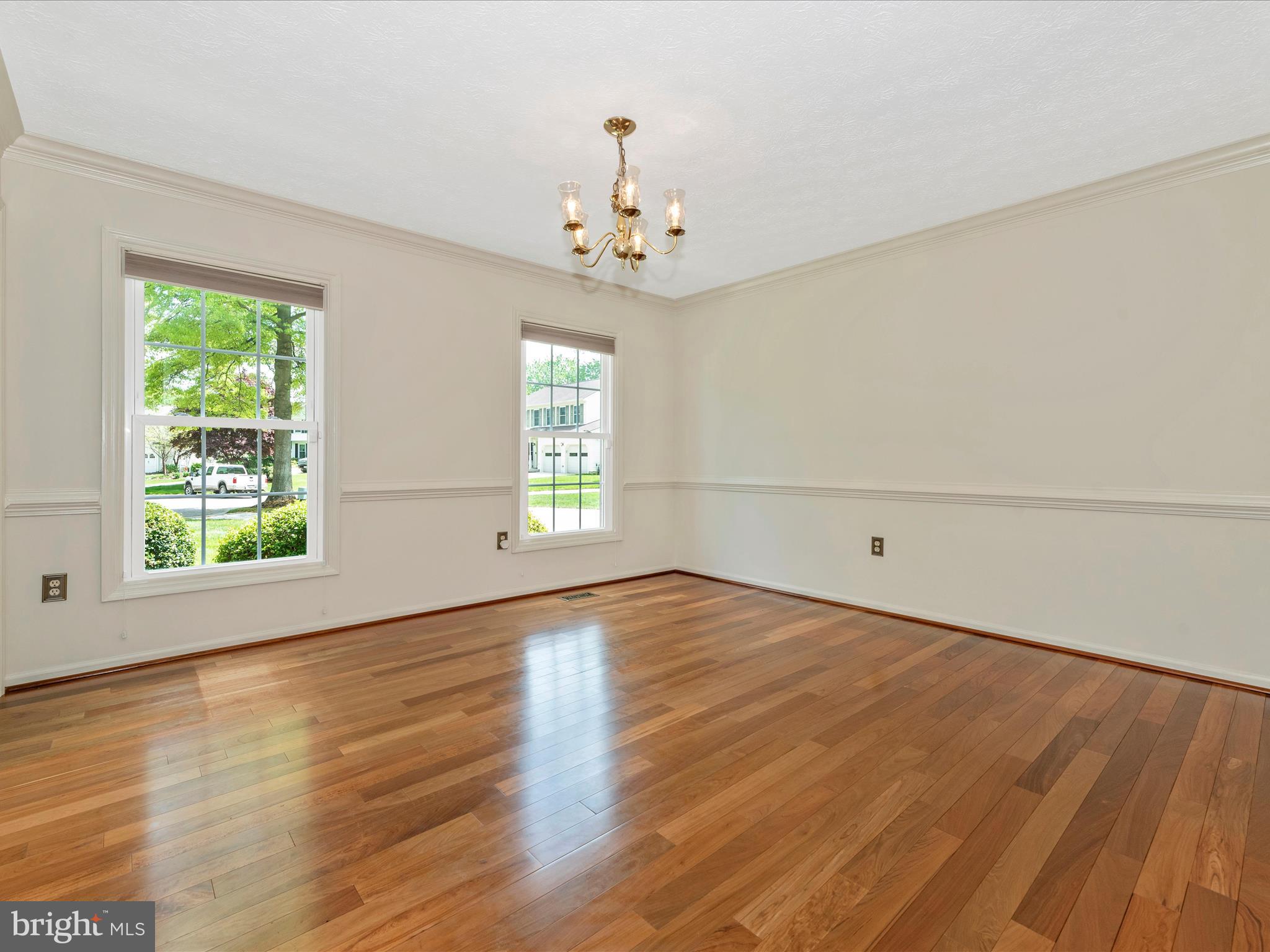 CHESTNUT FARMS - Residential