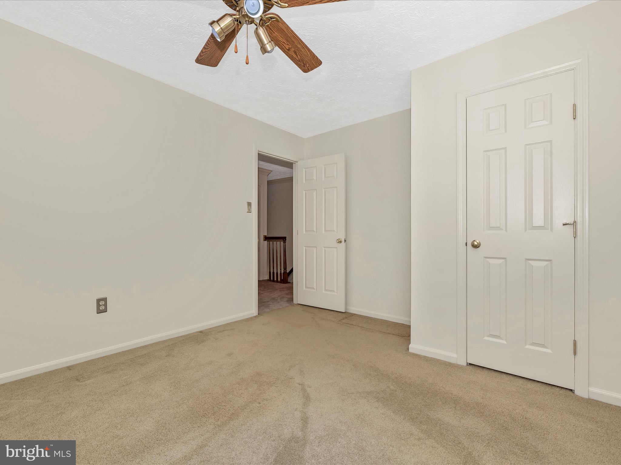 CHESTNUT FARMS - Residential