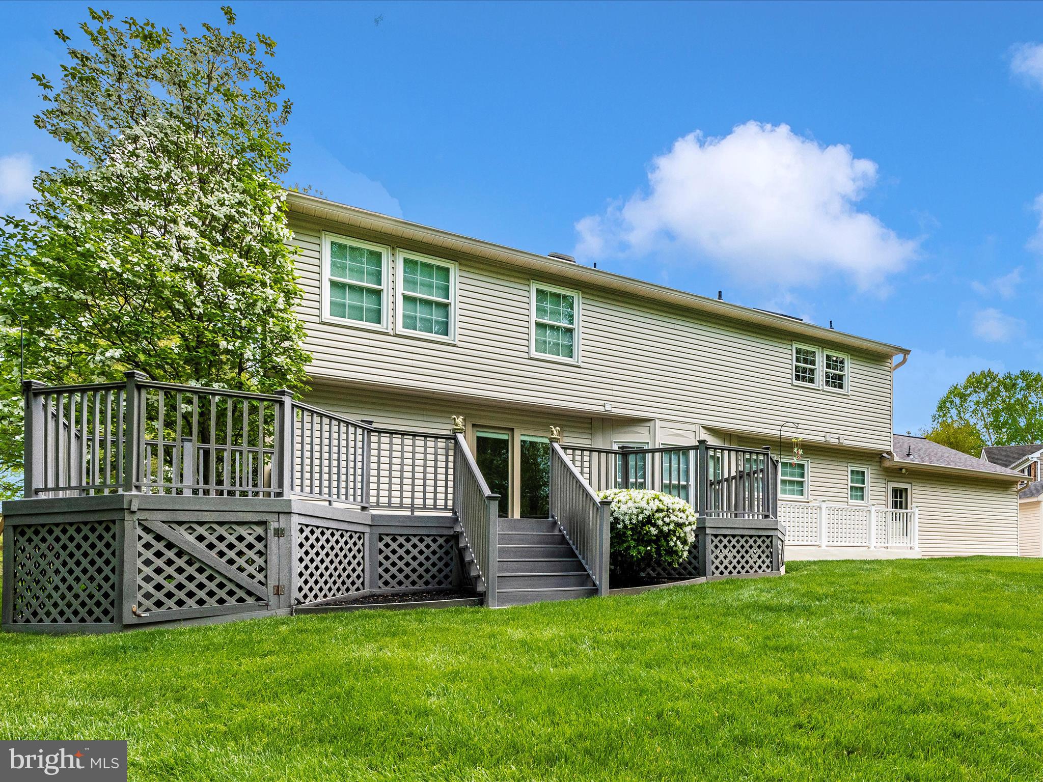 CHESTNUT FARMS - Residential