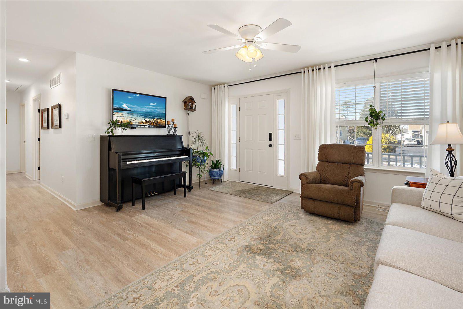 413 QUEEN ANNE STREET