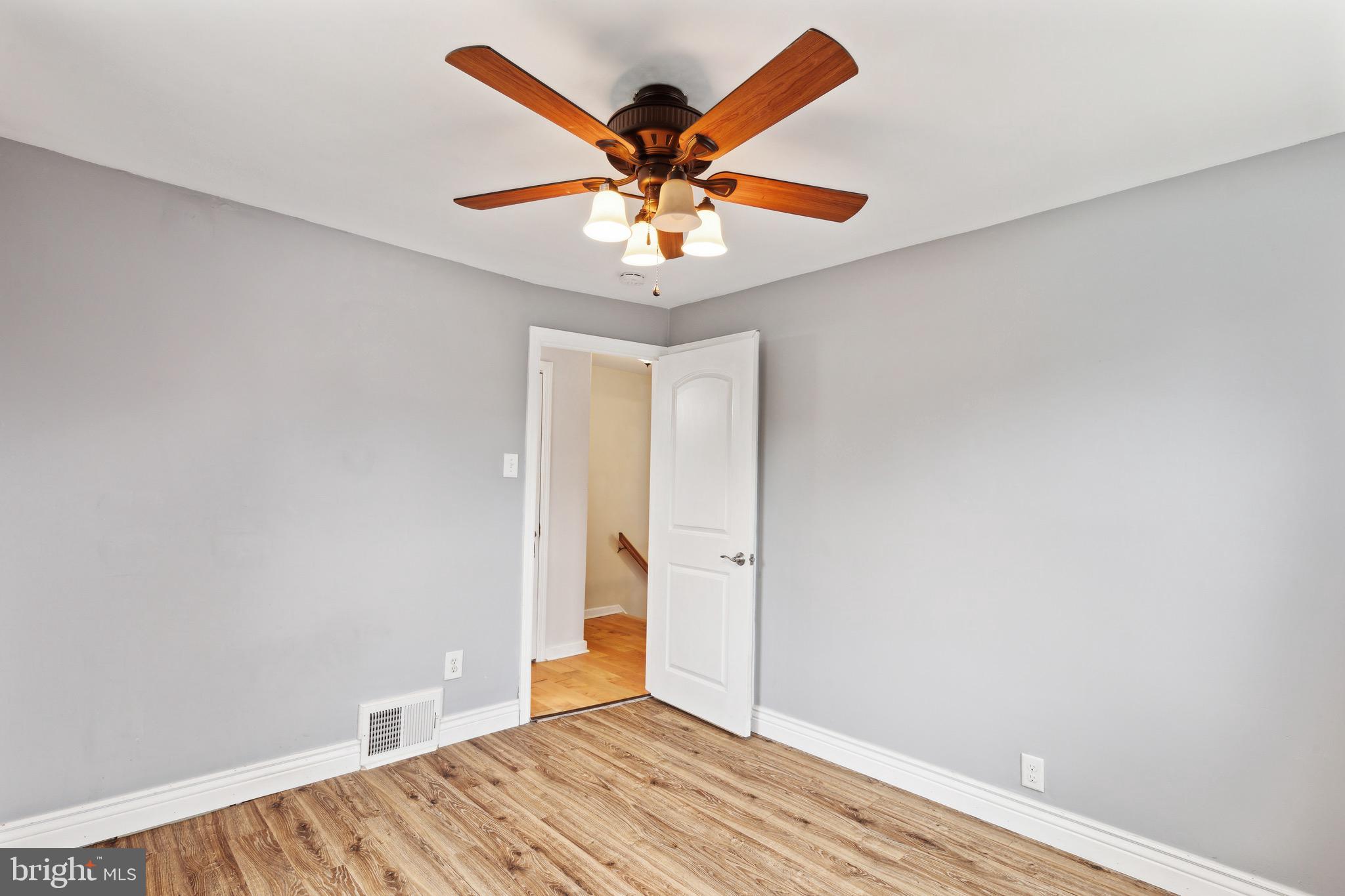 MILL RUN - Residential