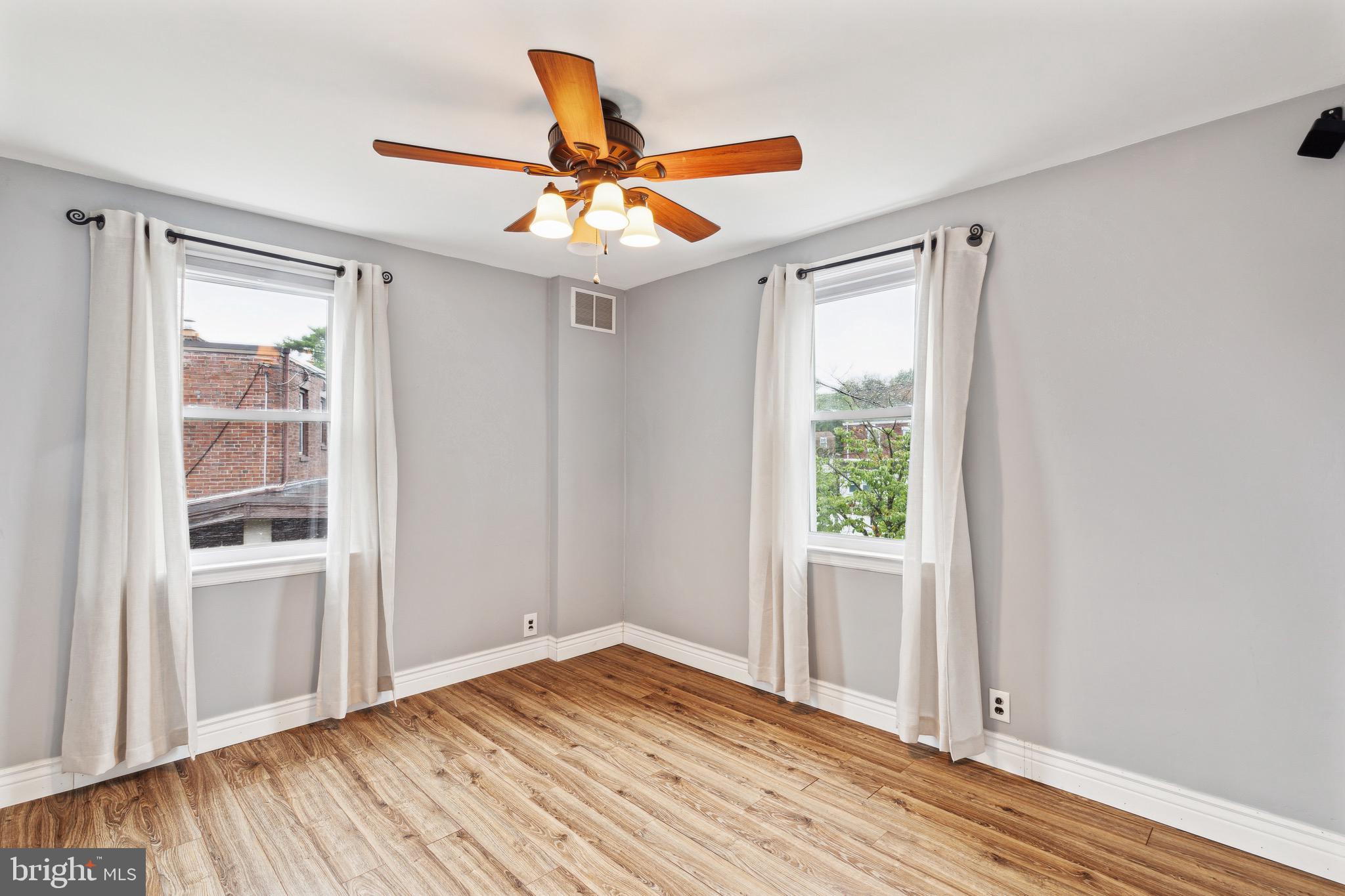 MILL RUN - Residential