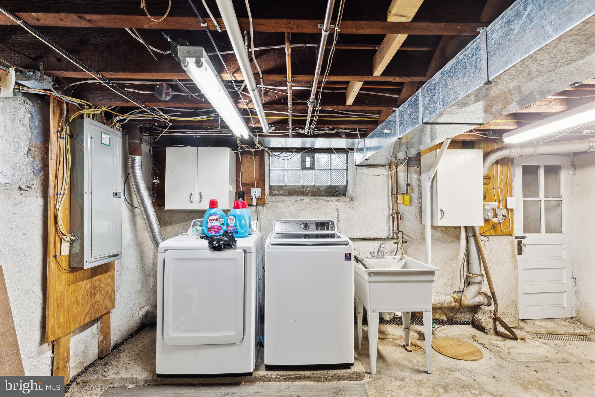 MILL RUN - Residential