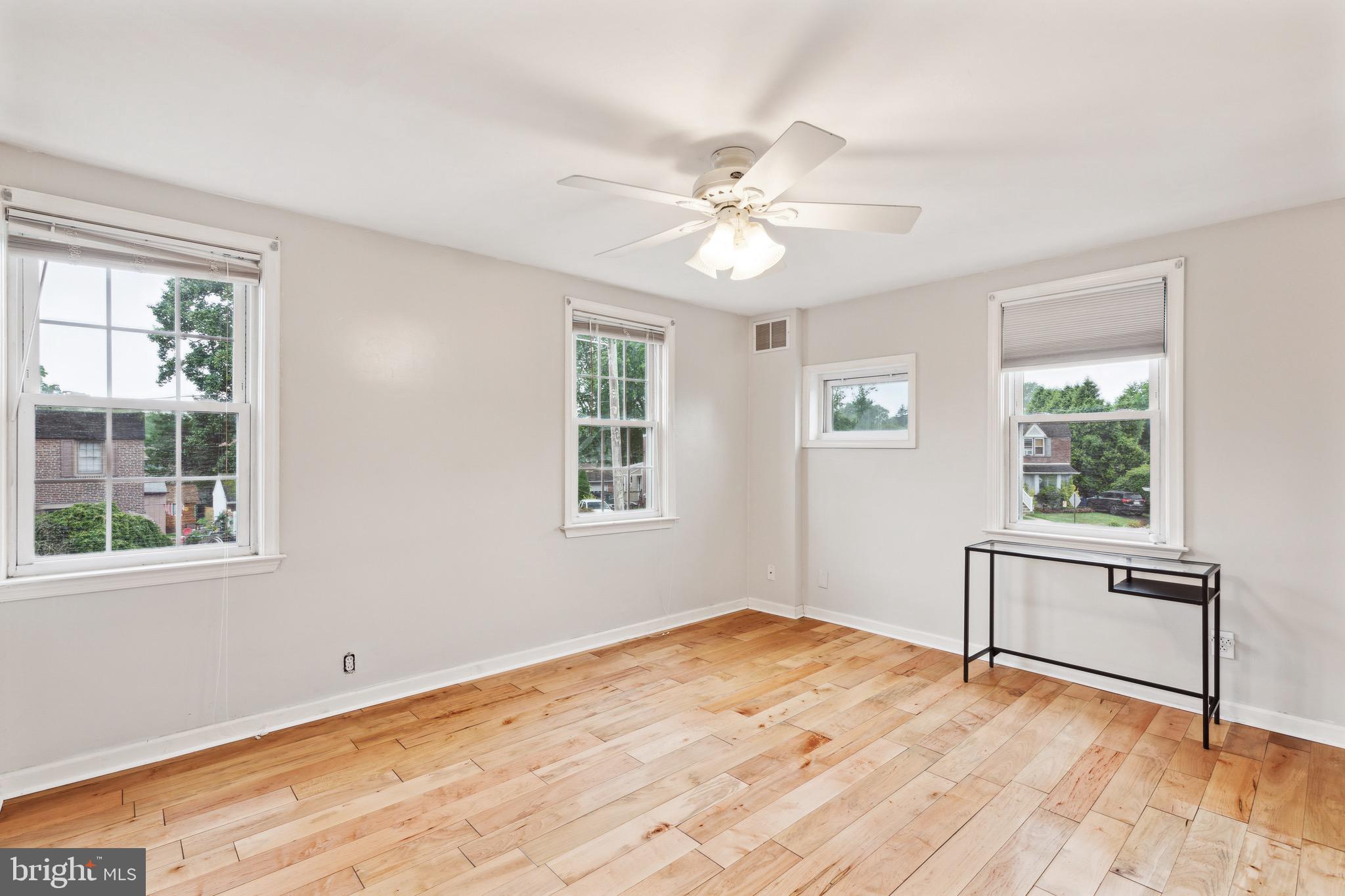 MILL RUN - Residential