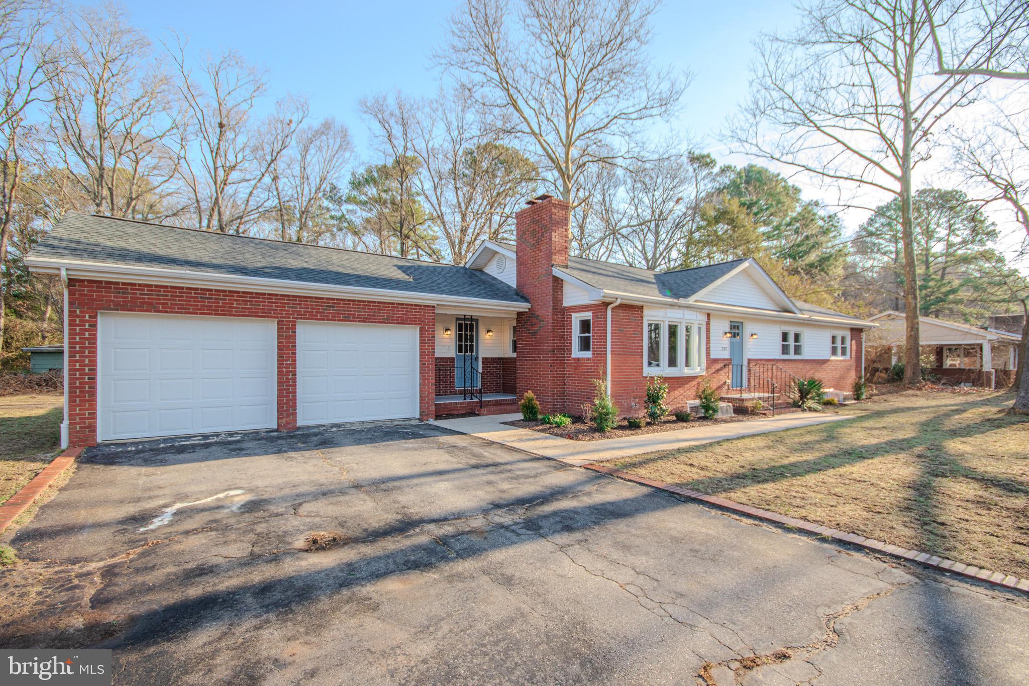 207 MORRIS DRIVE