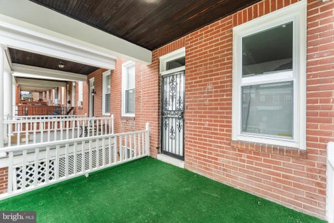 Townhouse For Sale - 15 S Tremont Road<br/> Baltimore City County, BALTIMORE, MD 21229
