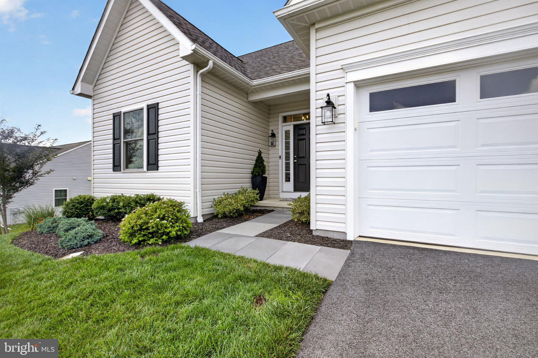 228 FLINTWOOD DRIVE