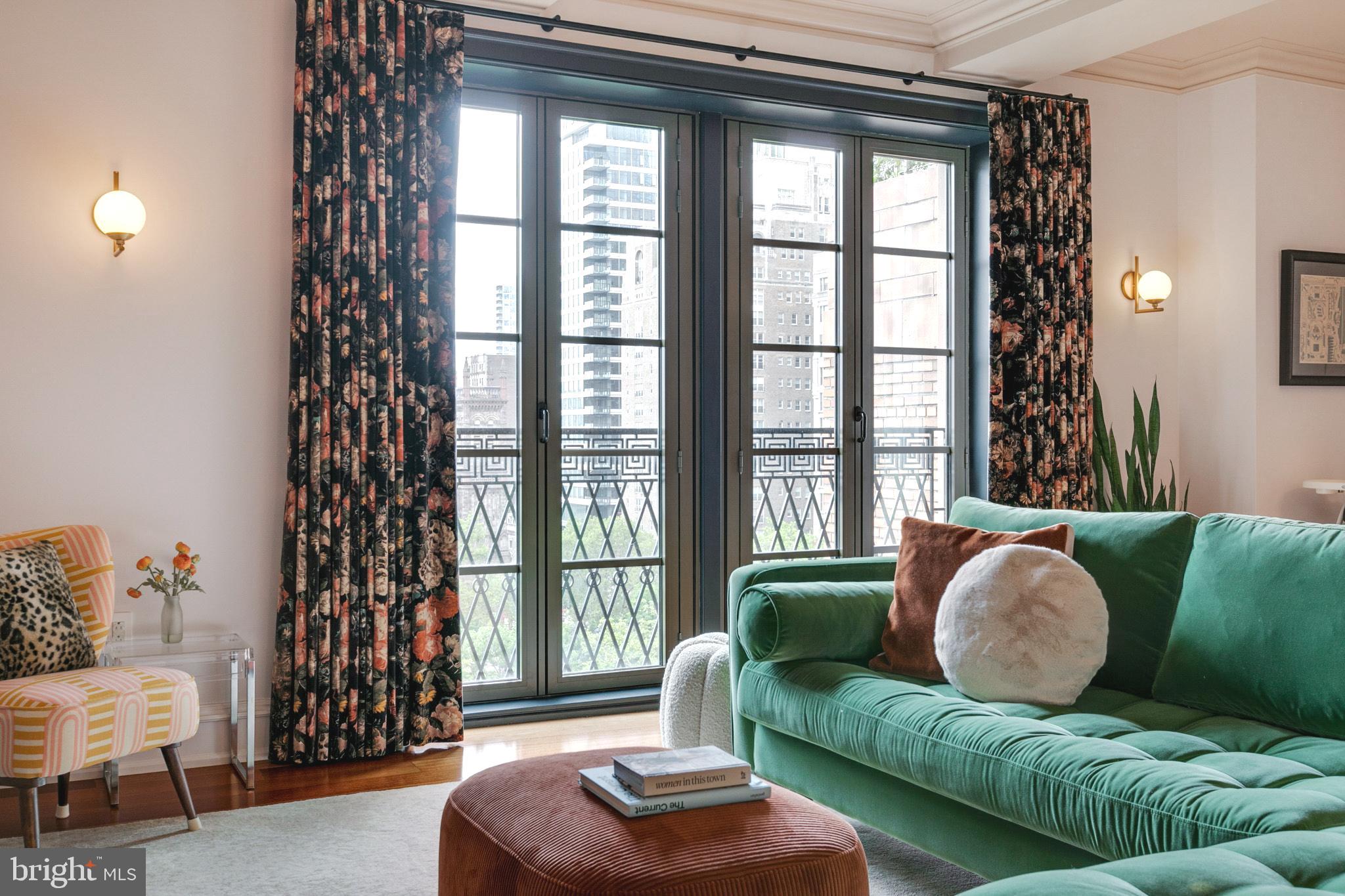 RITTENHOUSE SQUARE - Residential