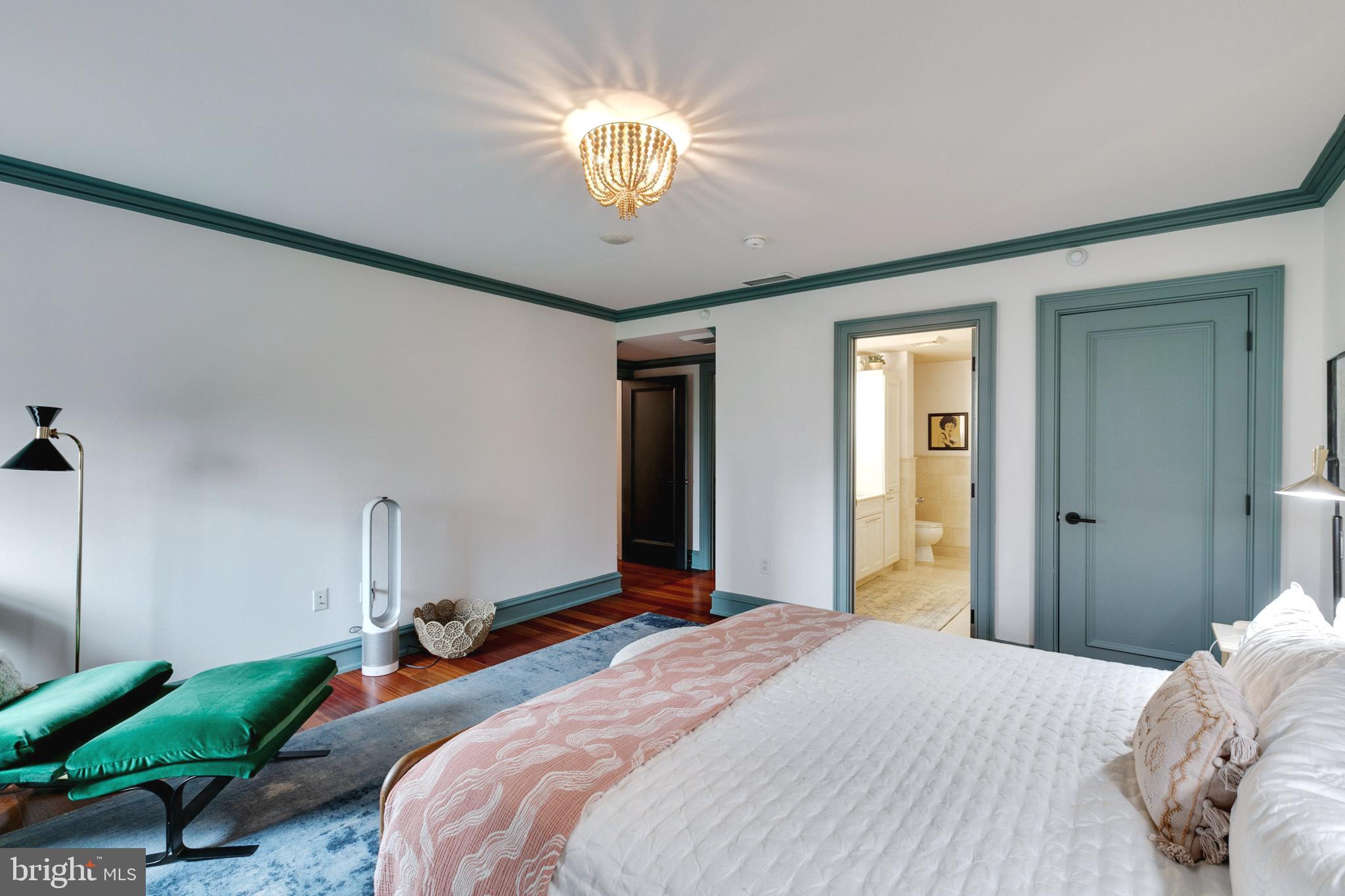 RITTENHOUSE SQUARE - Residential