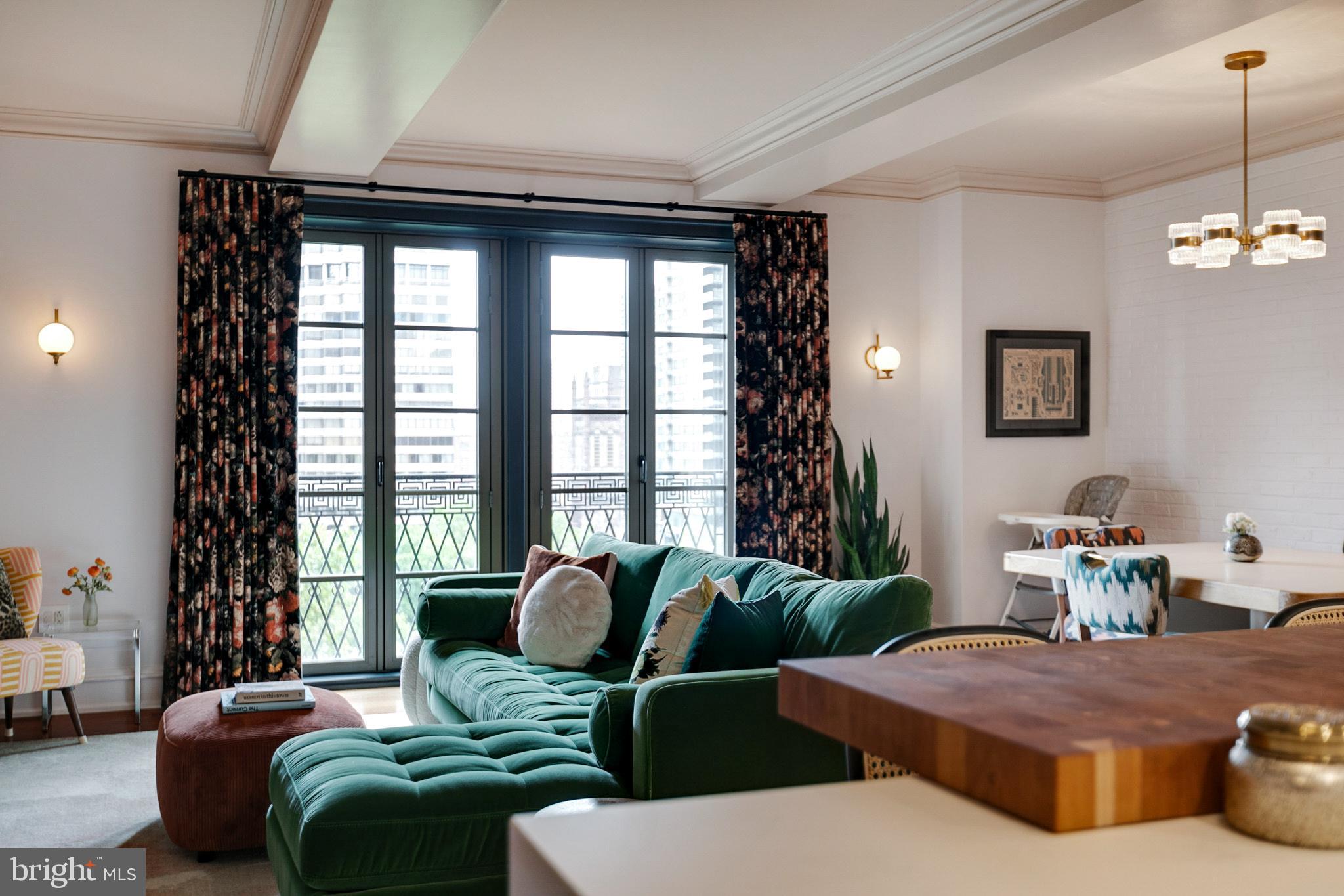 RITTENHOUSE SQUARE - Residential