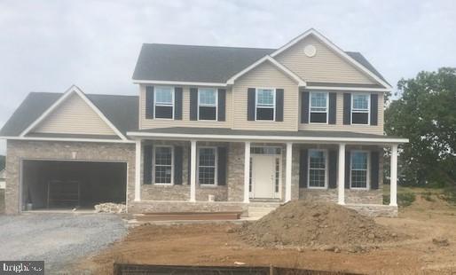 Under construction! This well built home will be ready to move in soon. This 3 bedroom home features large bedrooms, laundry room on upper level, Master bath with separate shower and soaking tub. Ceiling fans in all bedrooms, living room, and family room. Dual zone heat pumps. Hardwood floors throughout first floor. Oak stairs, crown molding, granite counter top, and more. Full unfinished basement with rough in for full bath. Call for your personal showing!