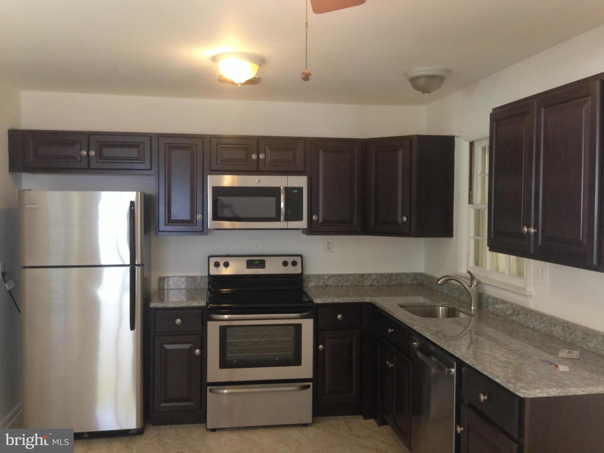 MT VERNON WOODS - Residential Lease