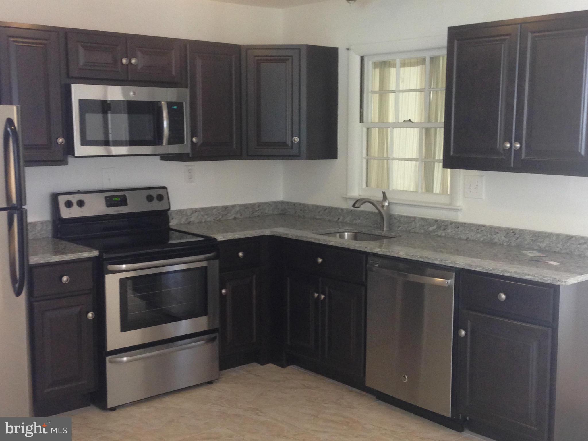 MT VERNON WOODS - Residential Lease