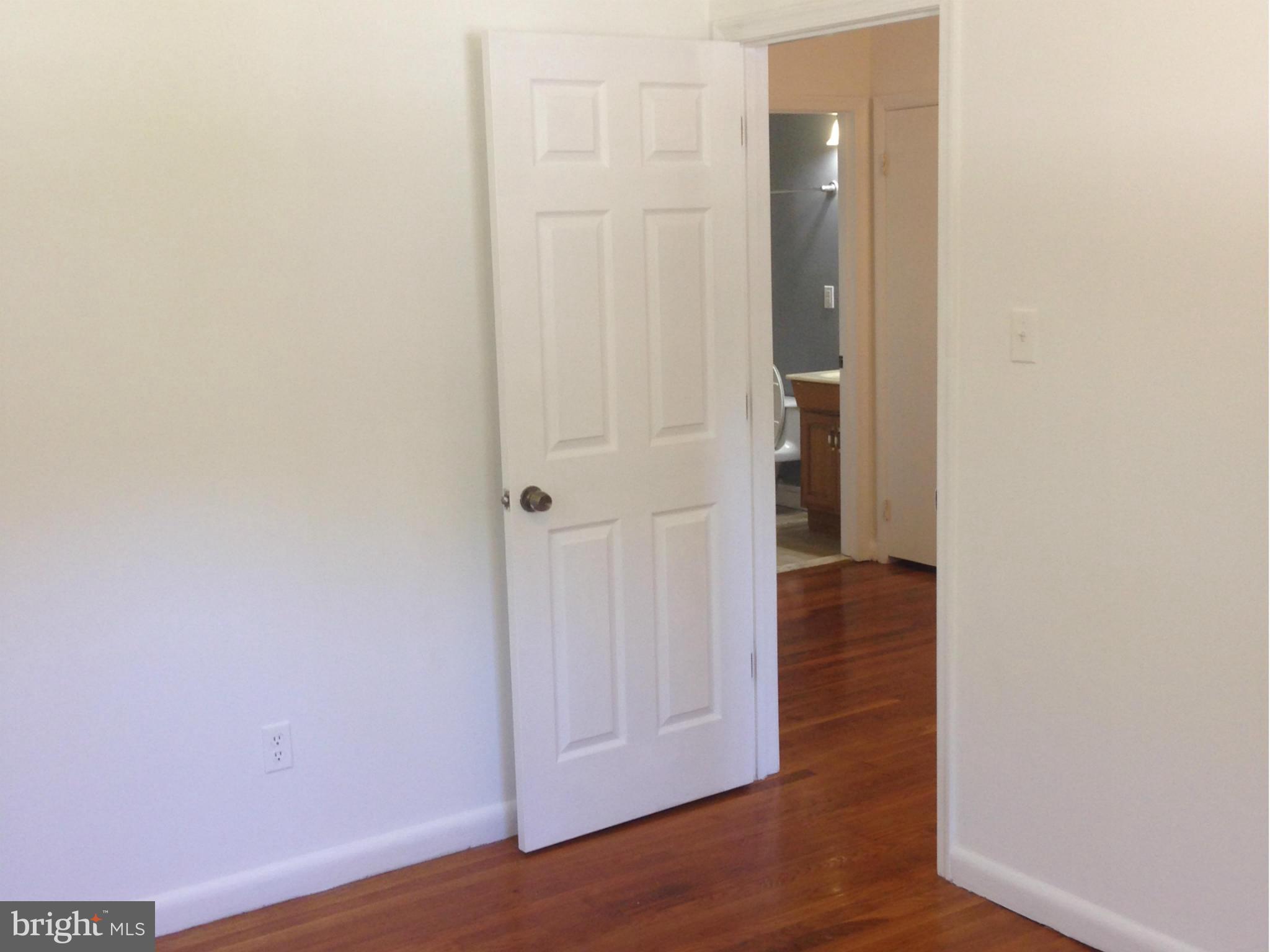 MT VERNON WOODS - Residential Lease