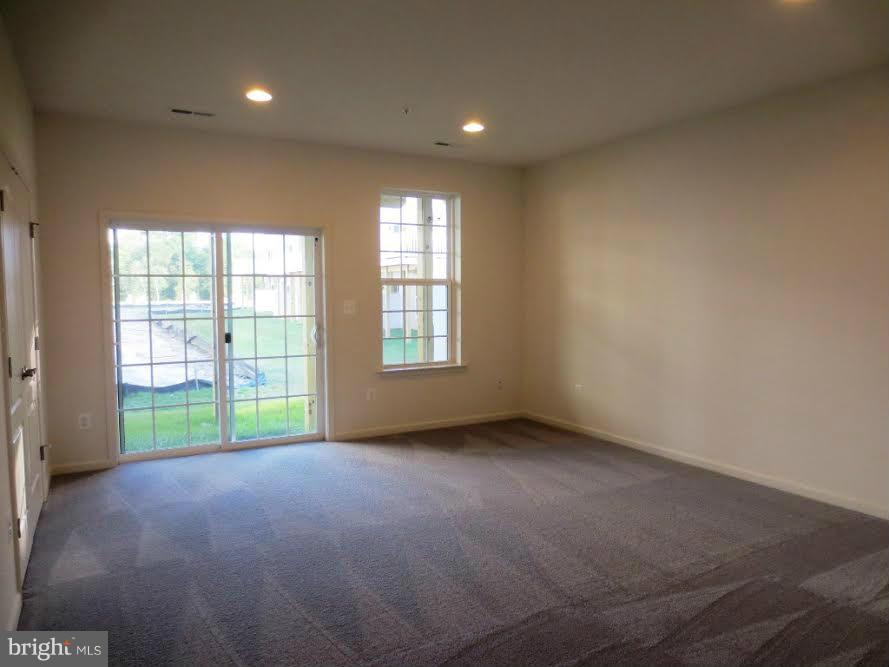 PRESERVE AT WINDLASS RUN - Residential