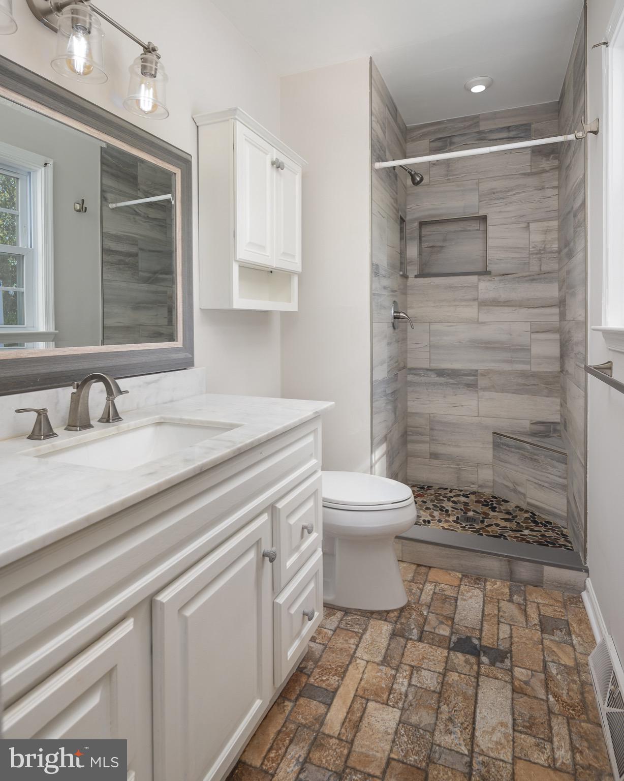 WATERFALL - Residential