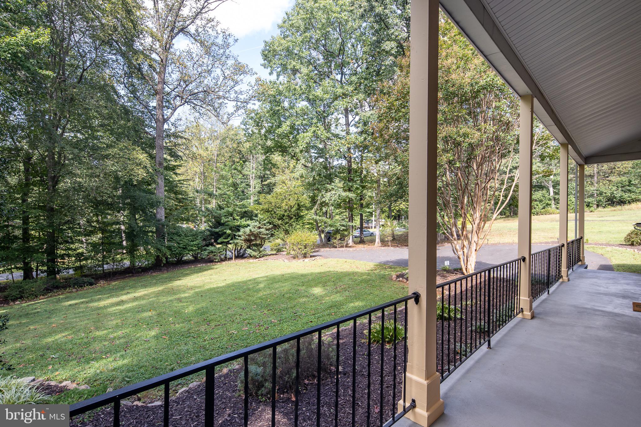 WATERFALL - Residential