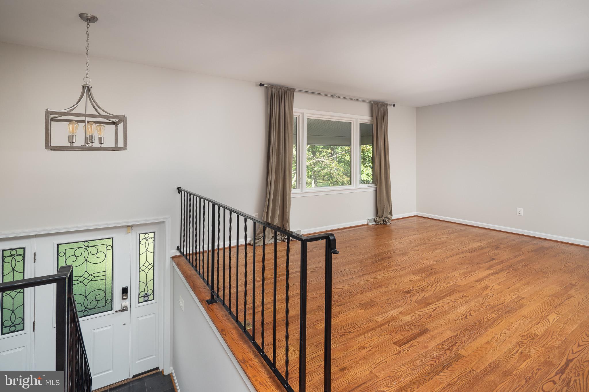 WATERFALL - Residential