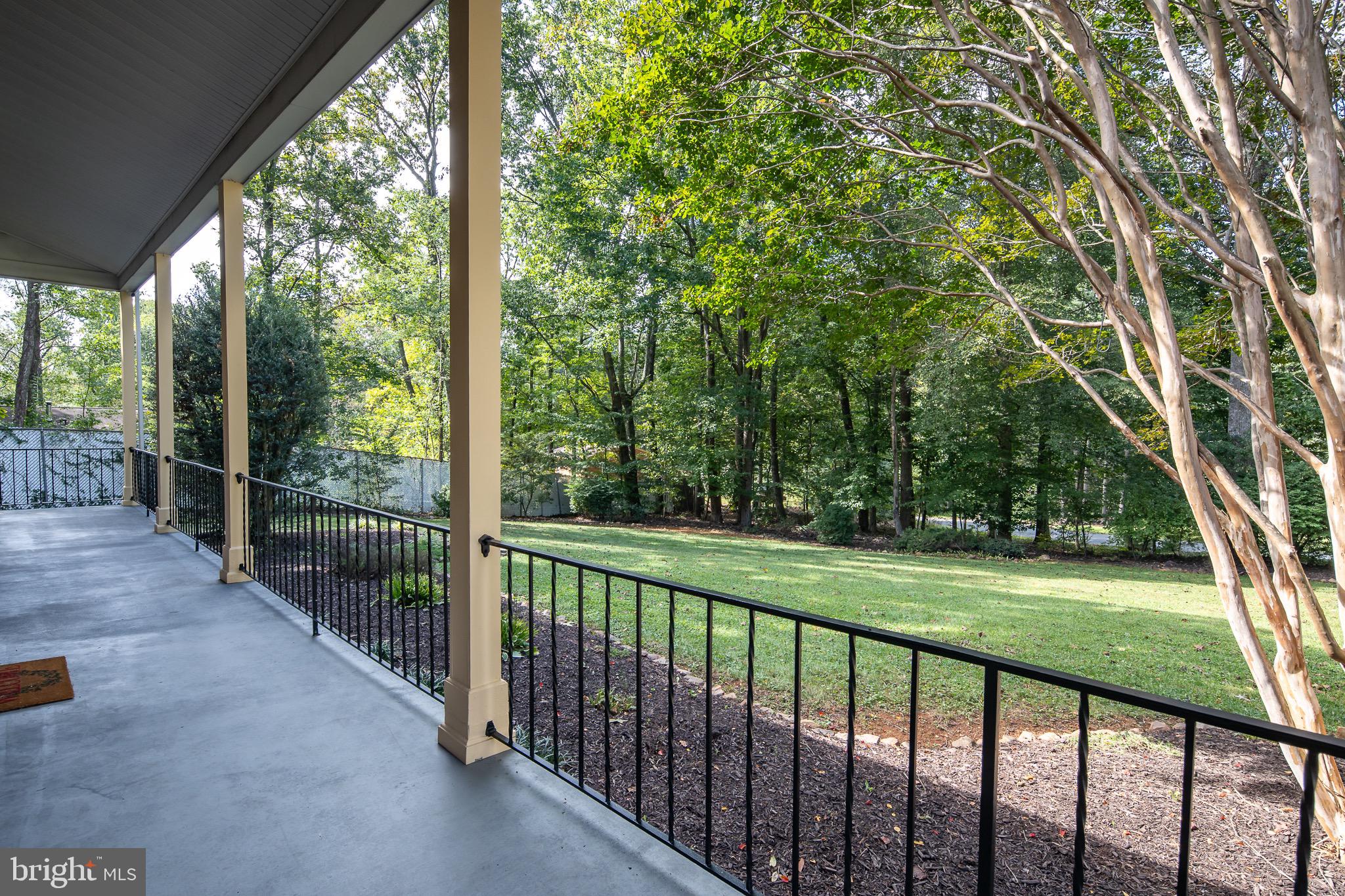 WATERFALL - Residential