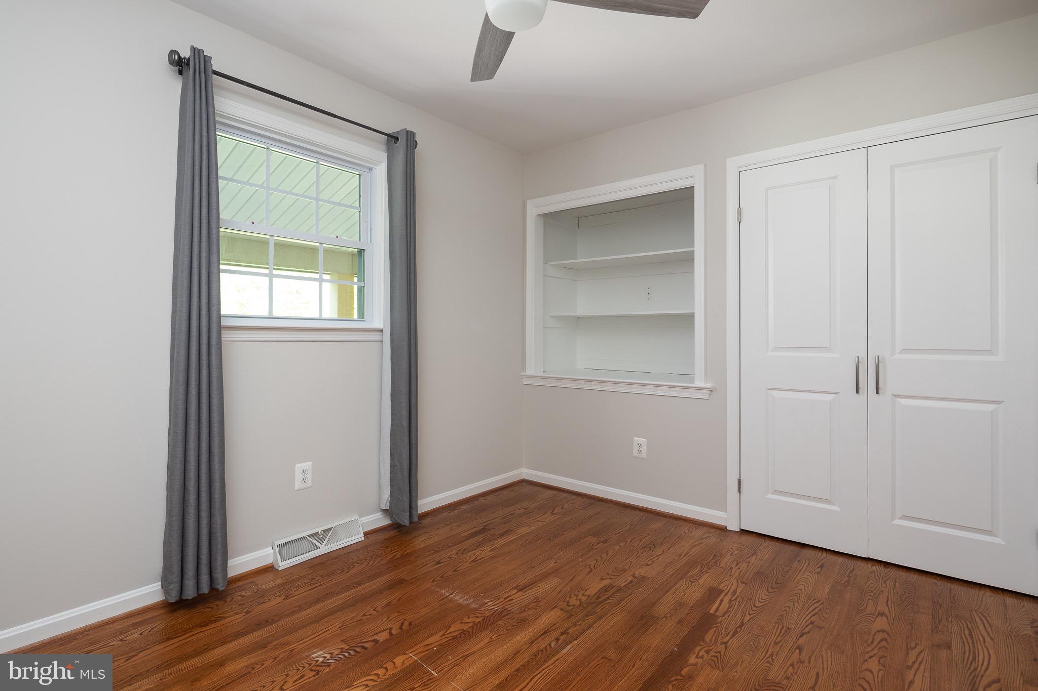 WATERFALL - Residential