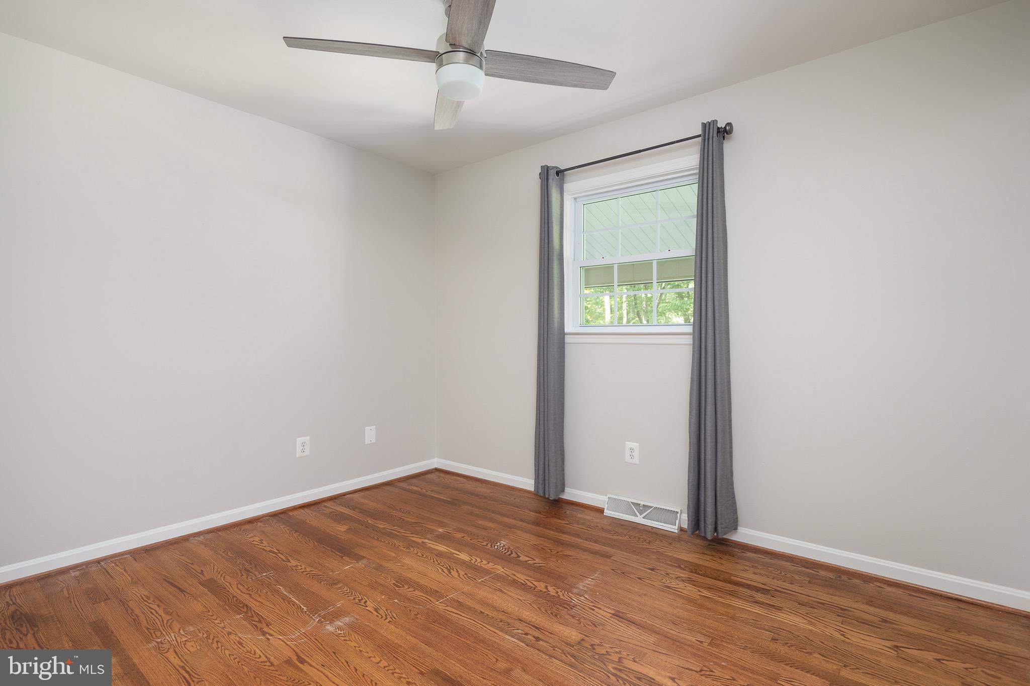 WATERFALL - Residential