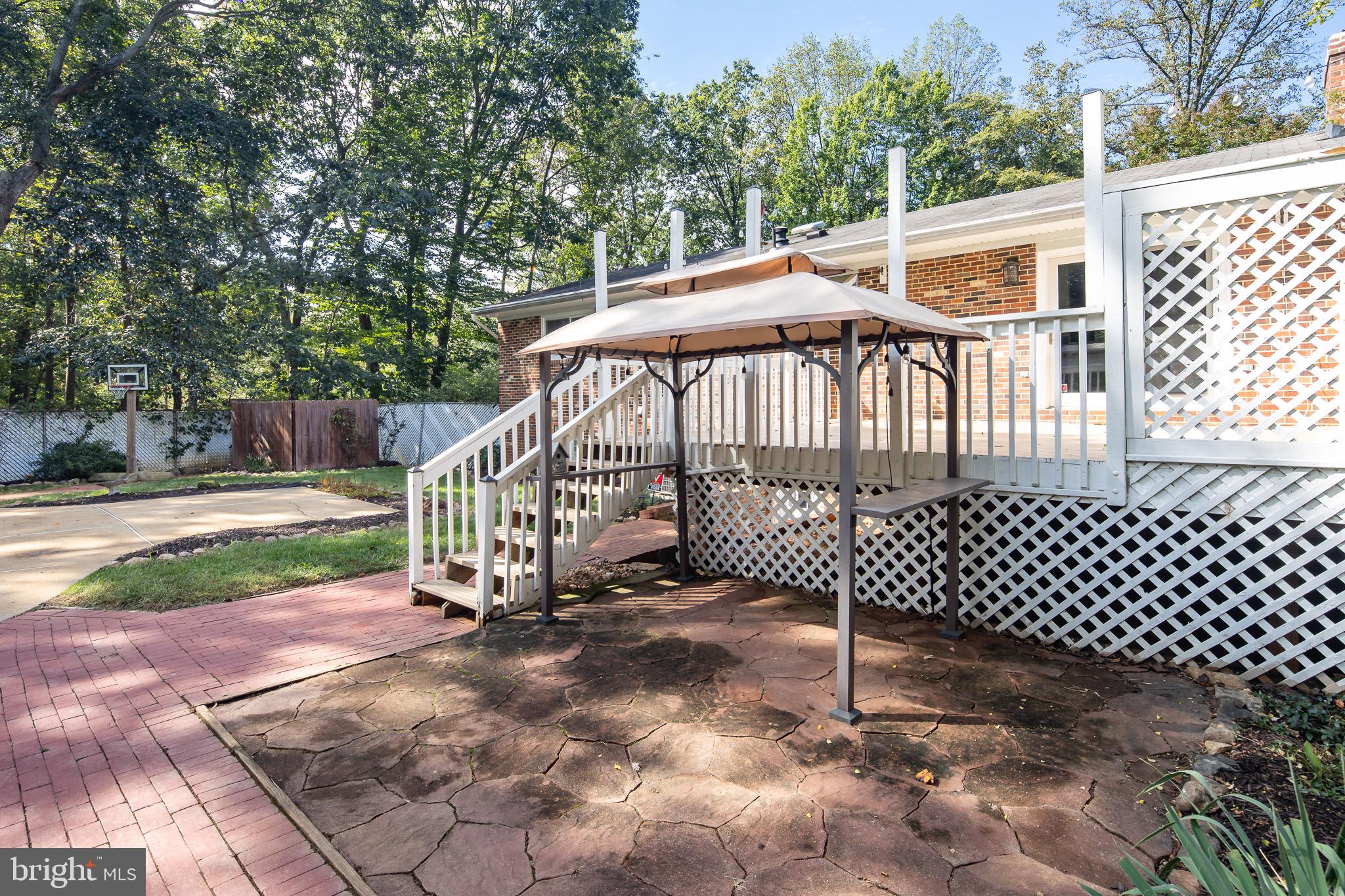 WATERFALL - Residential