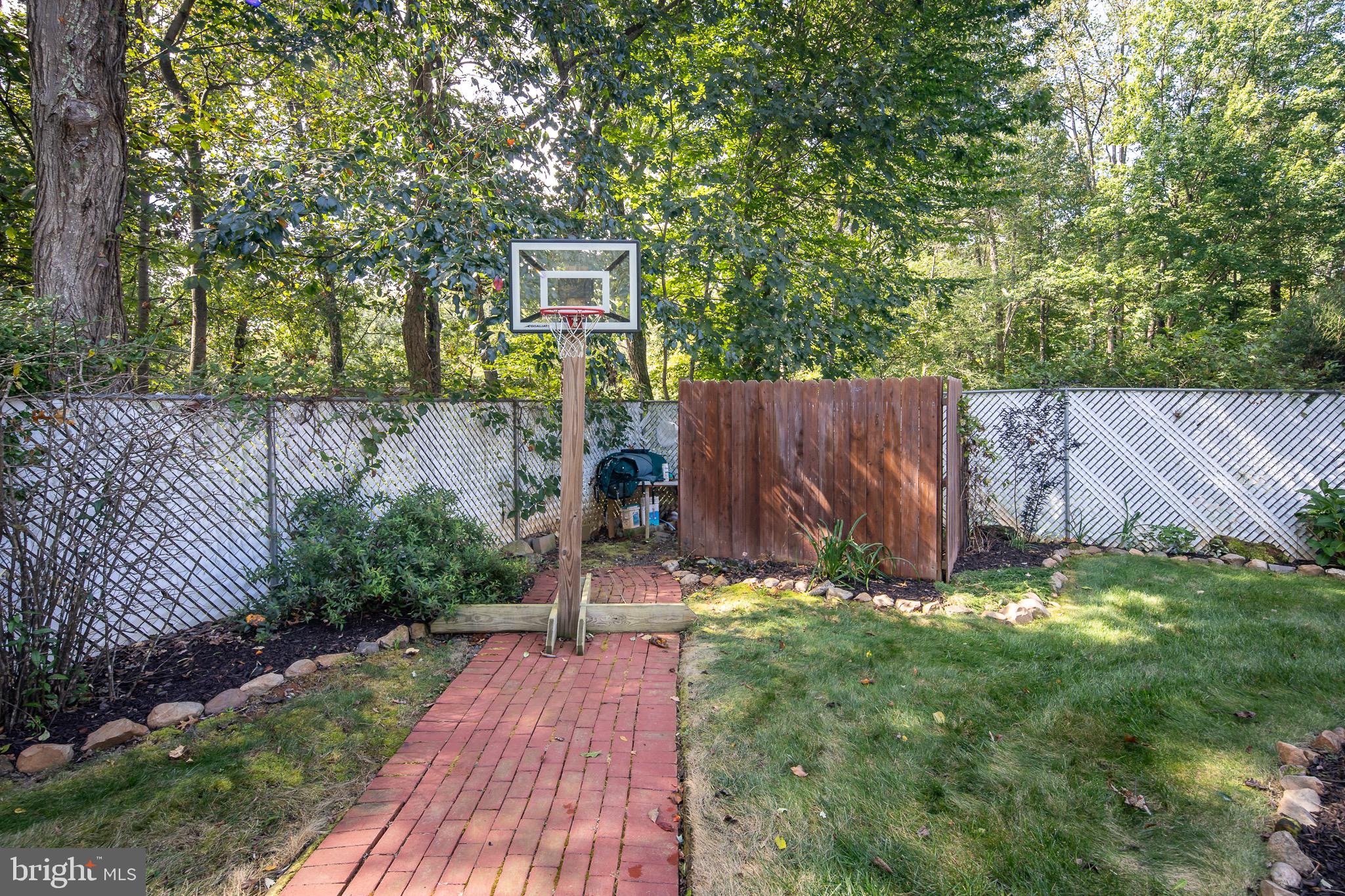 WATERFALL - Residential