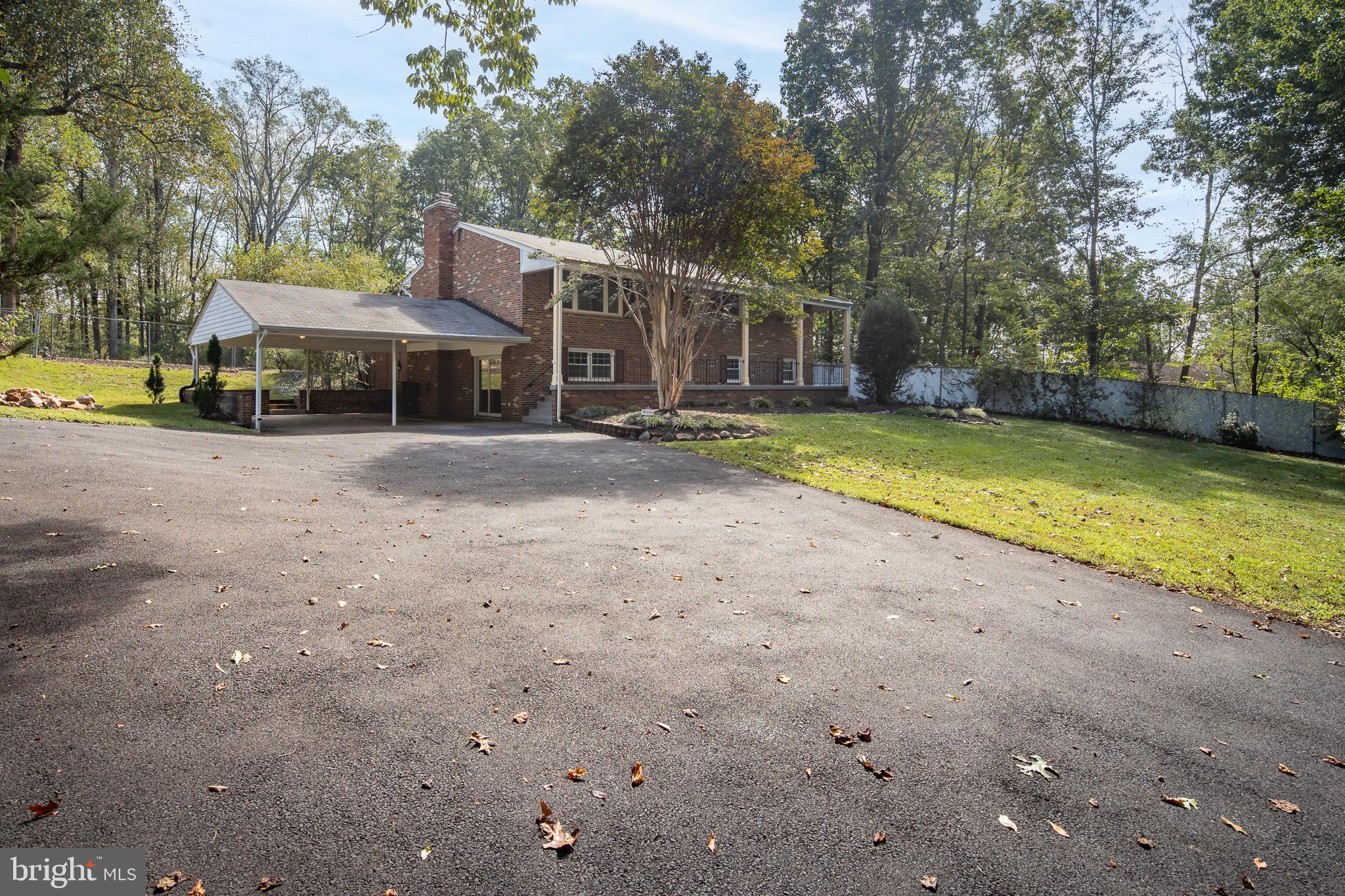 WATERFALL - Residential