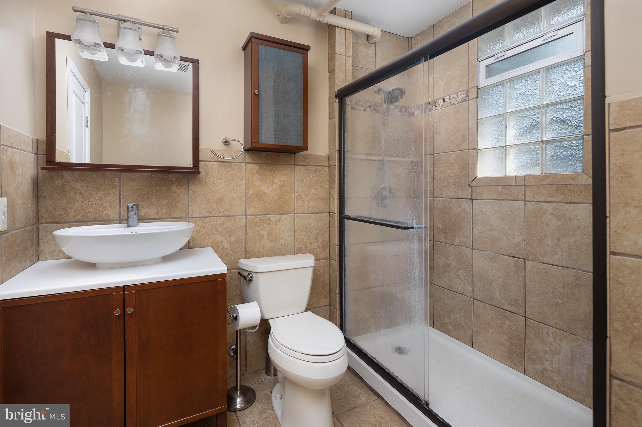 WATERFALL - Residential