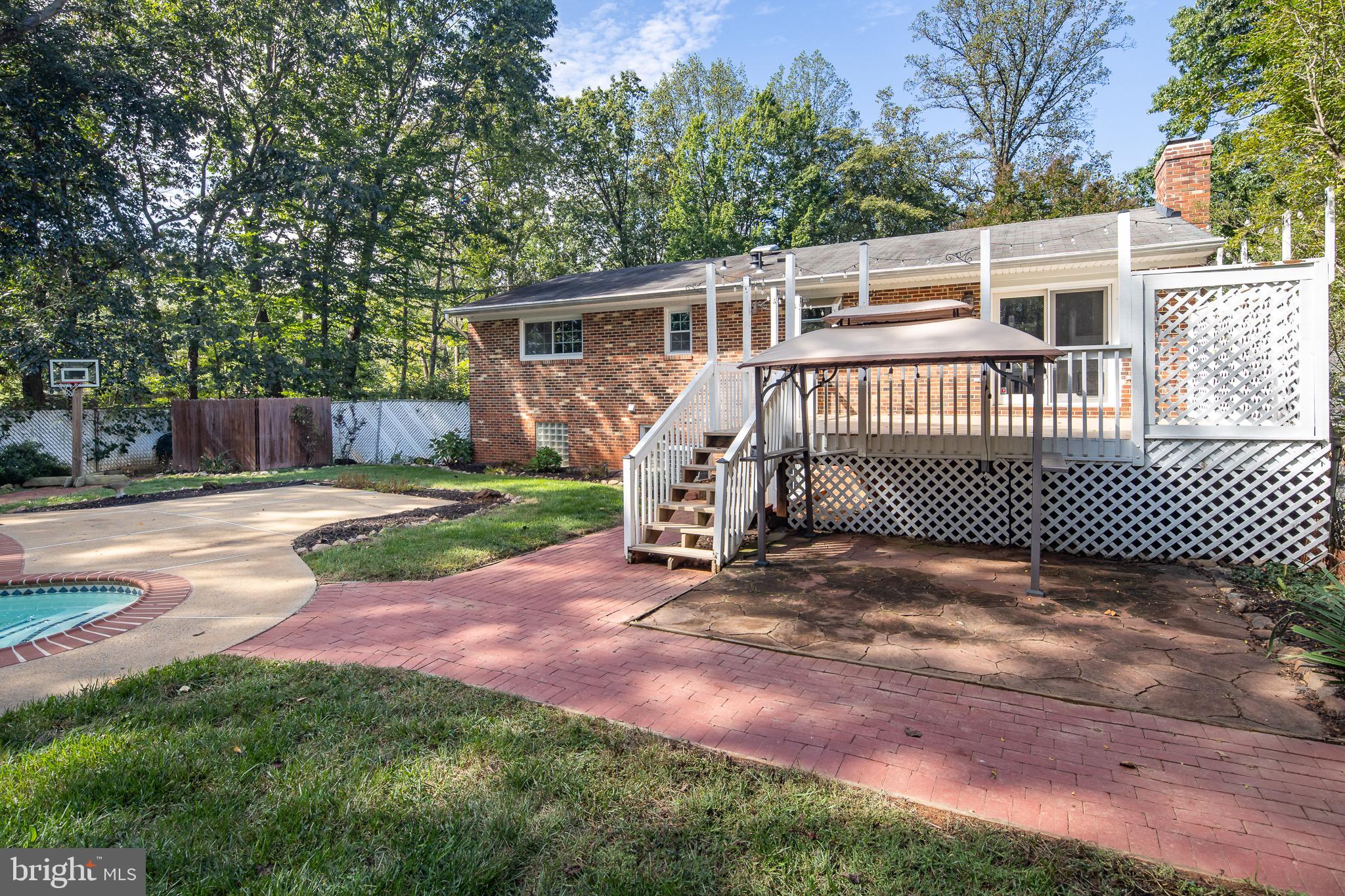 WATERFALL - Residential
