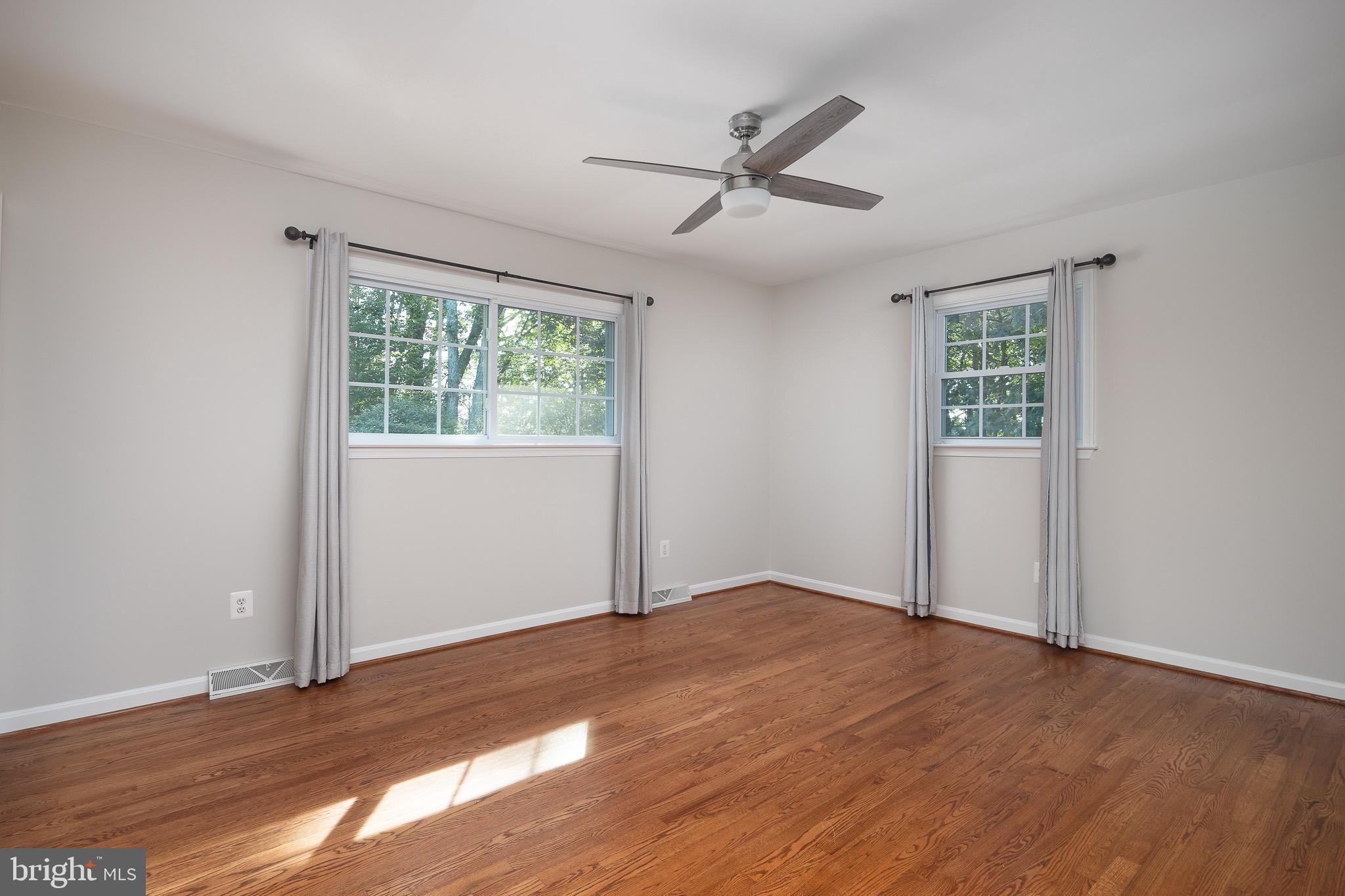 WATERFALL - Residential