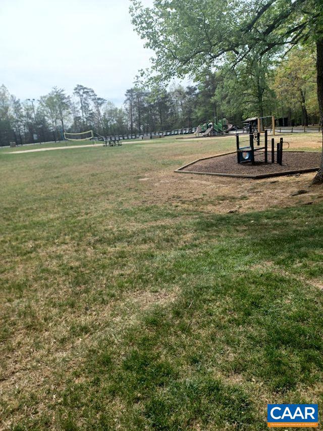 SHENANDOAH CROSSING - Land