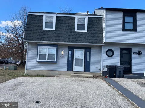 4305 Lario Way, Pennsauken, NJ MLS: NJCD2087776