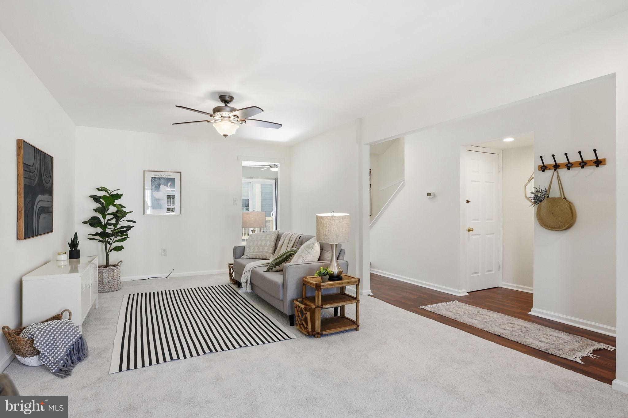 CROFTON MEWS CONDO - Residential