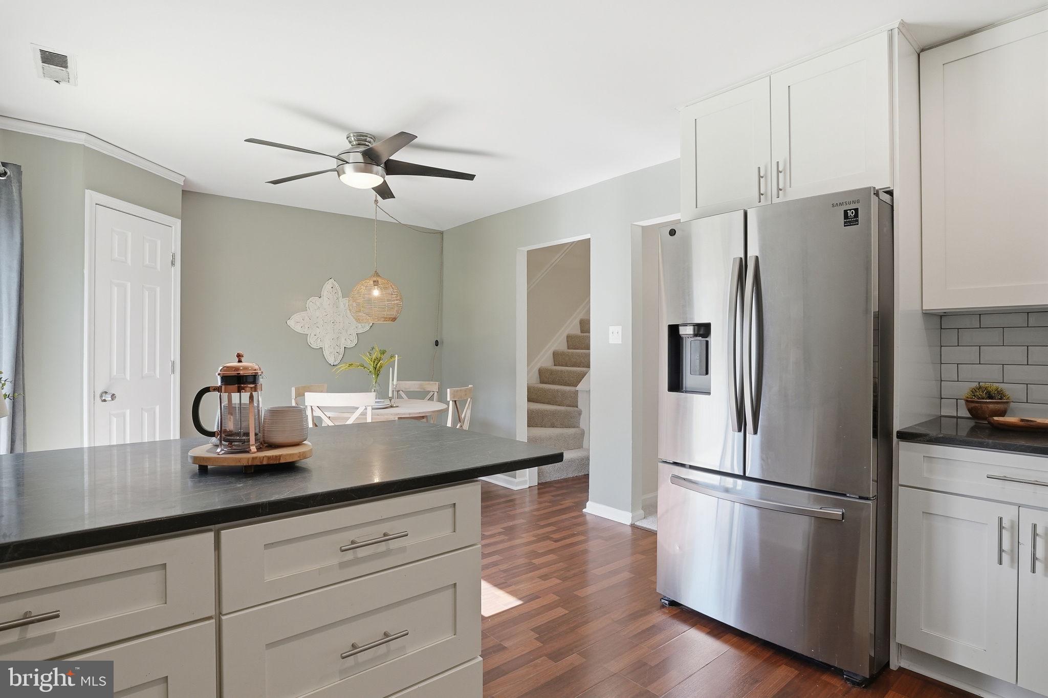 CROFTON MEWS CONDO - Residential