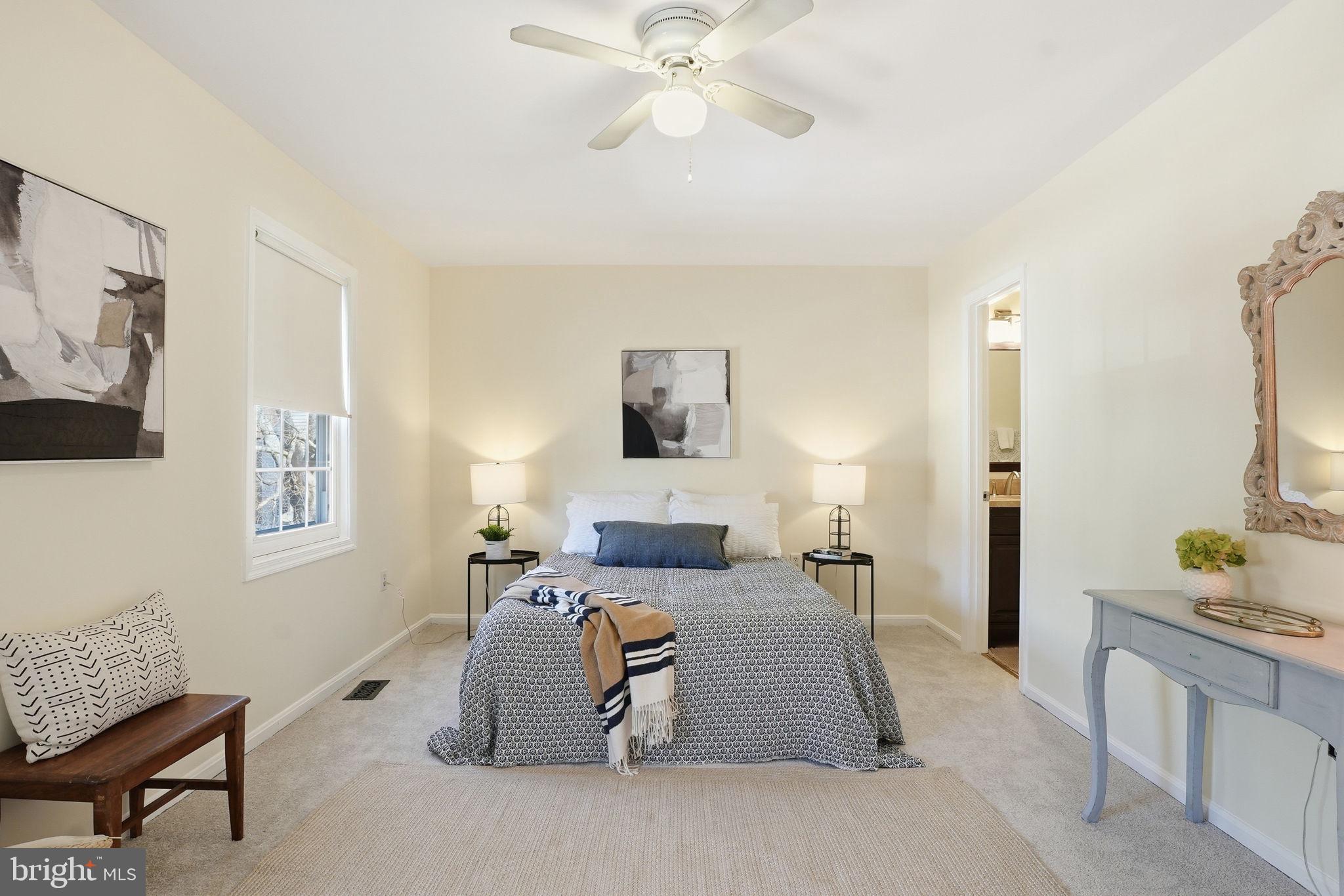 CROFTON MEWS CONDO - Residential