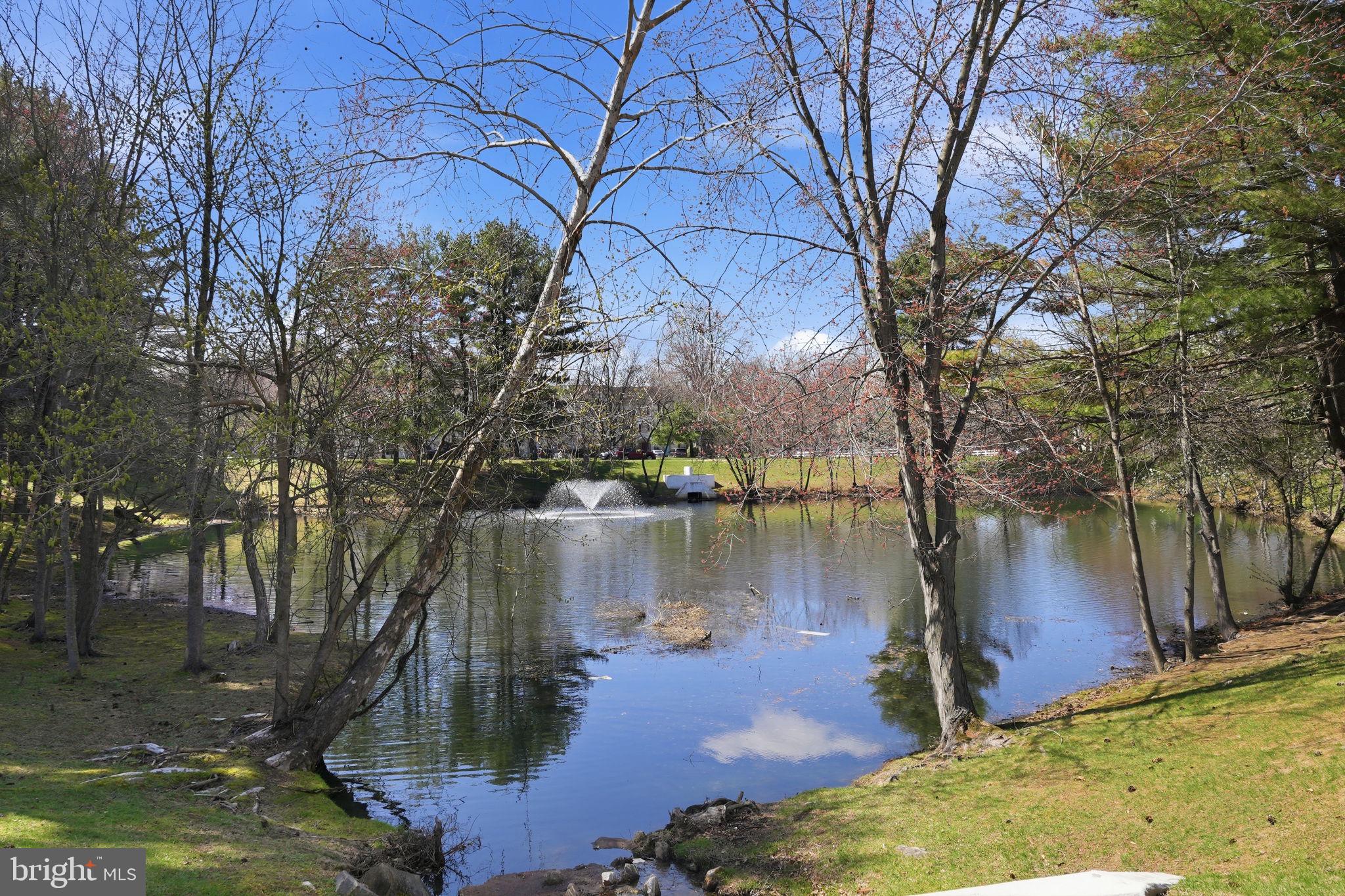 CROFTON MEWS CONDO - Residential