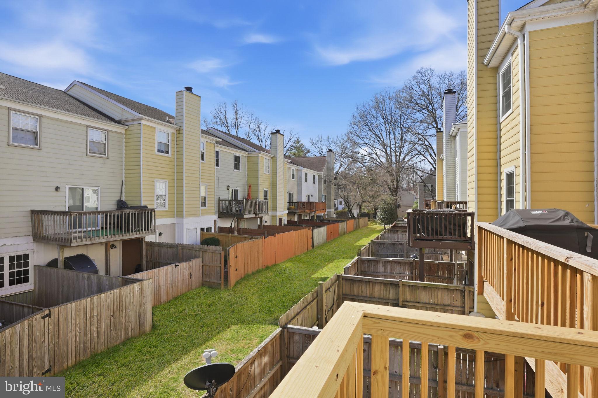 CROFTON MEWS CONDO - Residential