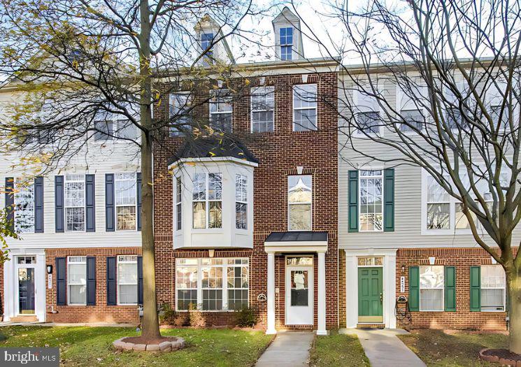 ASHBROOK VILLAGE - Residential Lease