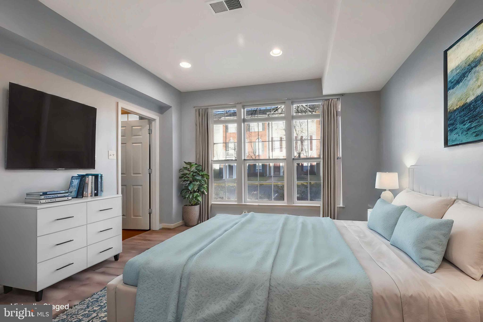 ASHBROOK VILLAGE - Residential Lease