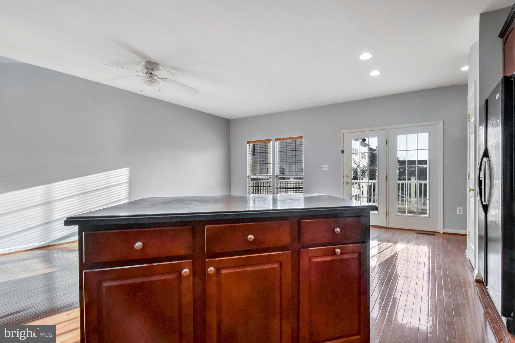 ASHBROOK VILLAGE - Residential Lease