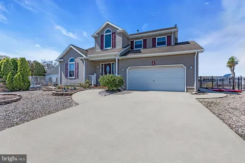 402 Atlantic City Court, Lanoka Harbor, NJ MLS: NJOC2032772
