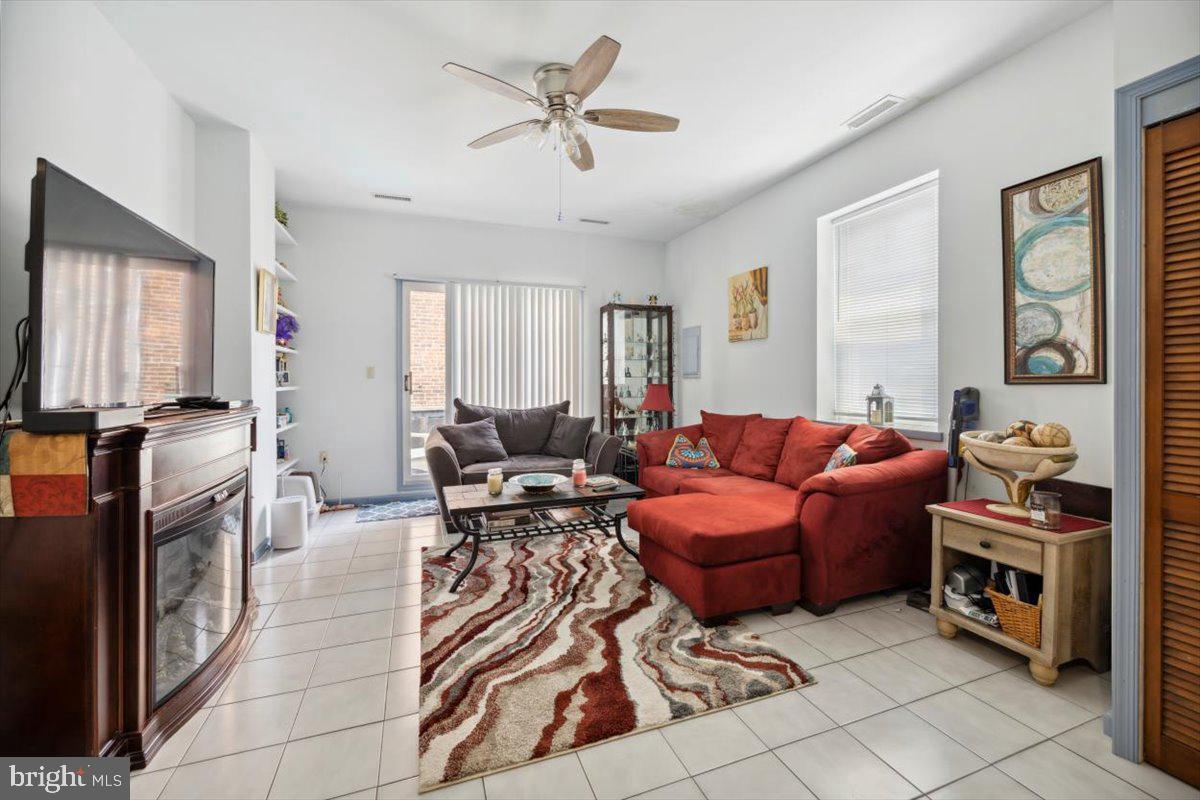 PHILADELPHIA (SOUTH) - Residential Income