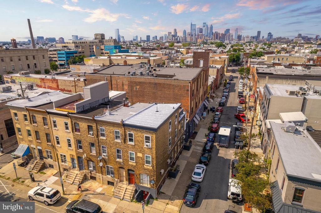 Photo of 1327 Snyder Avenue, PHILADELPHIA, PA 19148 (MLS # PAPH2397964)