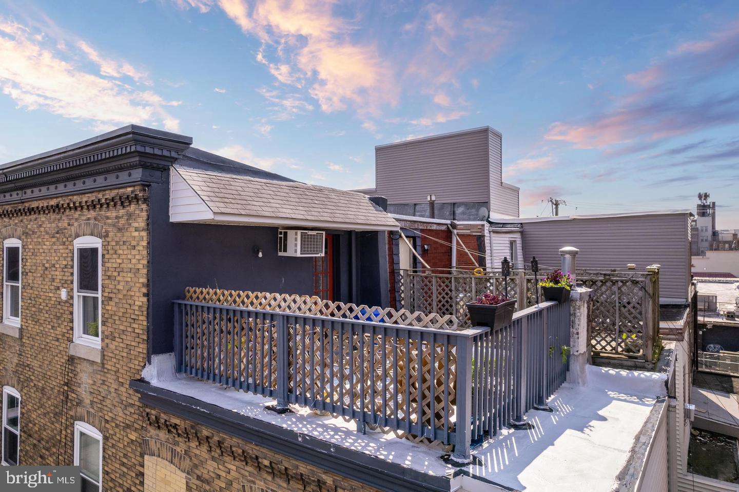 PHILADELPHIA (SOUTH) - Residential Income