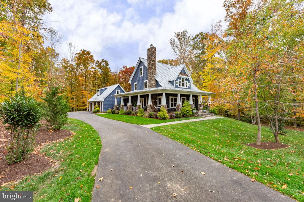 Photo of 11508 Kincaid Court, FREDERICKSBURG, VA 22407 (MLS # VASP2037154)