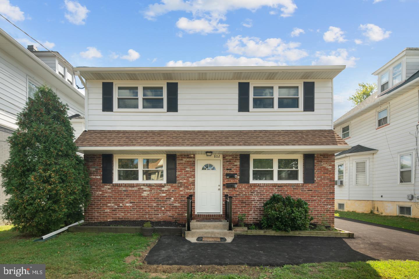 802 COLLINGS AVENUE - FIRST FOOOR AVENUE A
