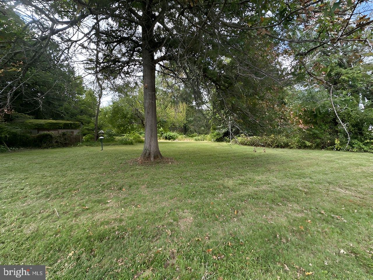 28 ROCKLEIGH DRIVE
