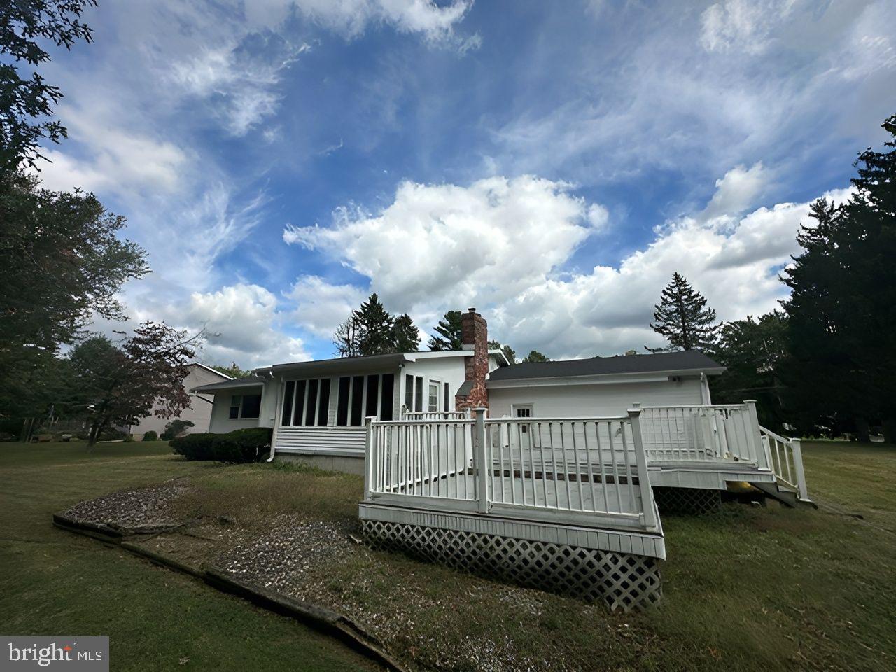 28 ROCKLEIGH DRIVE